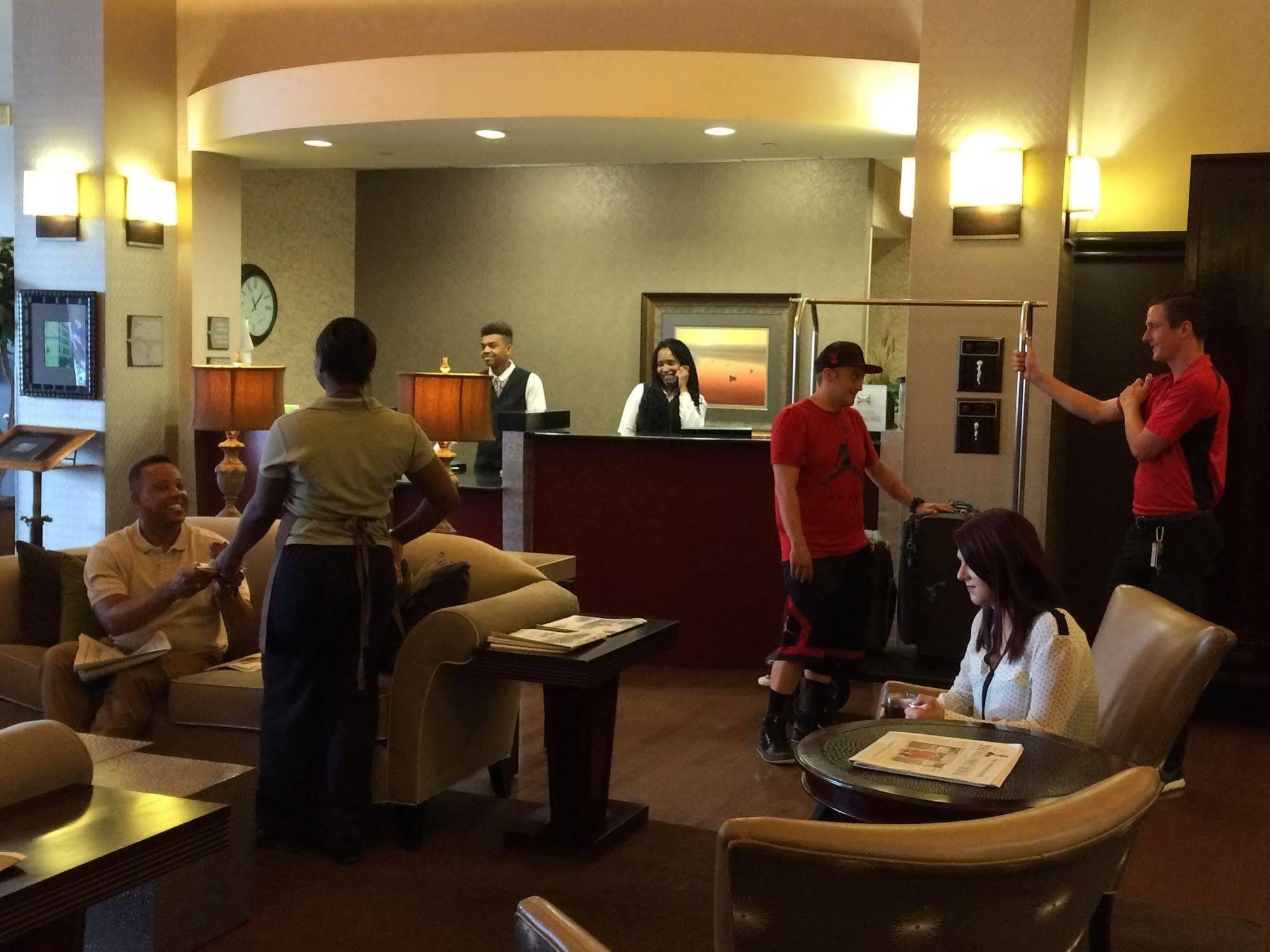 Homewood Suites By Hilton Indianapolis Downtown Eksteriør bilde