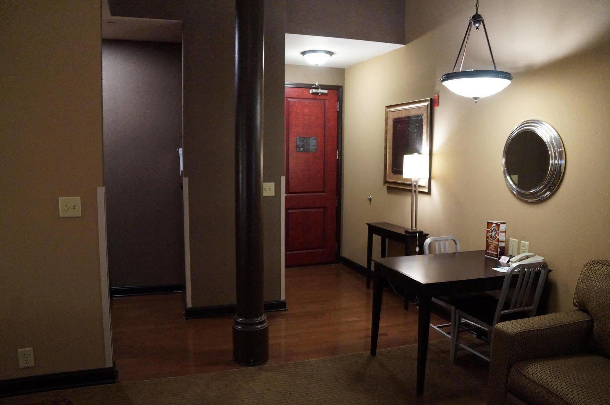 Homewood Suites By Hilton Indianapolis Downtown Eksteriør bilde