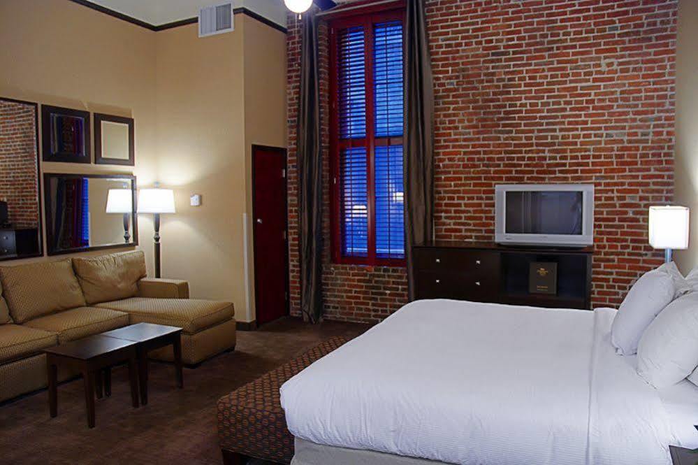 Homewood Suites By Hilton Indianapolis Downtown Eksteriør bilde
