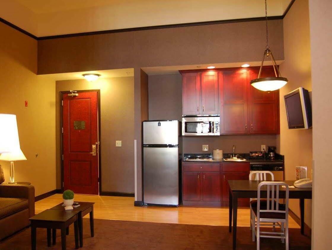 Homewood Suites By Hilton Indianapolis Downtown Eksteriør bilde
